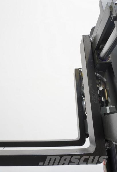 Combilift WR4 Ανυψωτικά στενών δρόμων 4 κατευθύνσεων