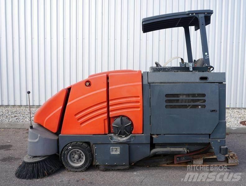 Hako 1800 LPG Πλυντικές  μηχανές σάρωθρα