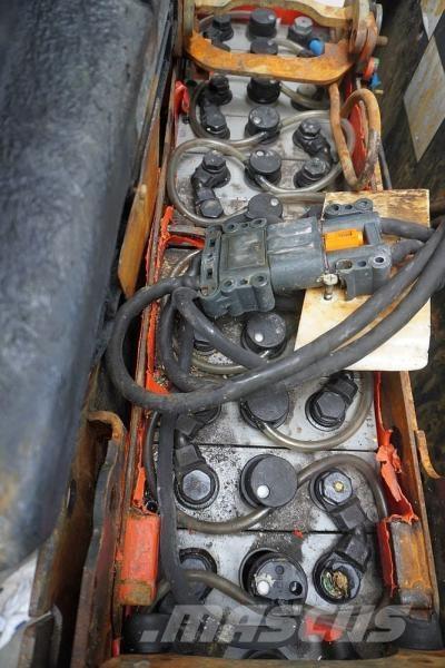 Linde N 20 132 Περονοφόρο ανυψωτικό συλλογής παραγγελιών μικρού ύψους