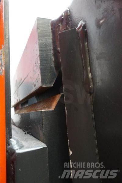 Linde T 30 131 Χειροκίνητο περονοφόρο ανυψωτικό