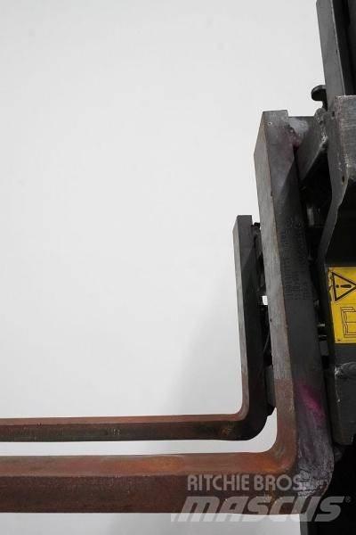 Still FM-X17 Ανυψωτικά στενών δρόμων