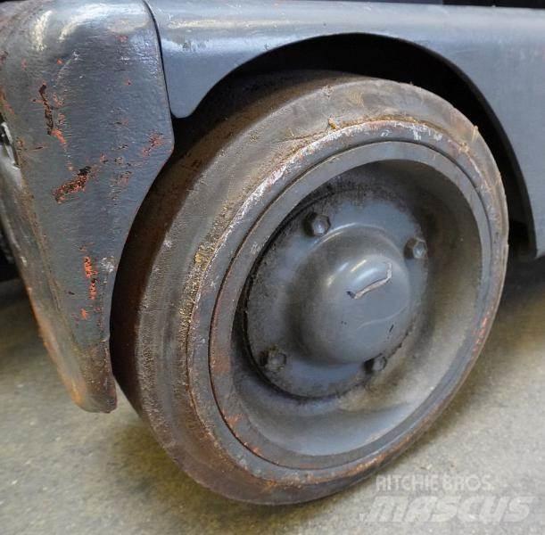 Toyota 6FBRE12 Ανυψωτικά στενών δρόμων