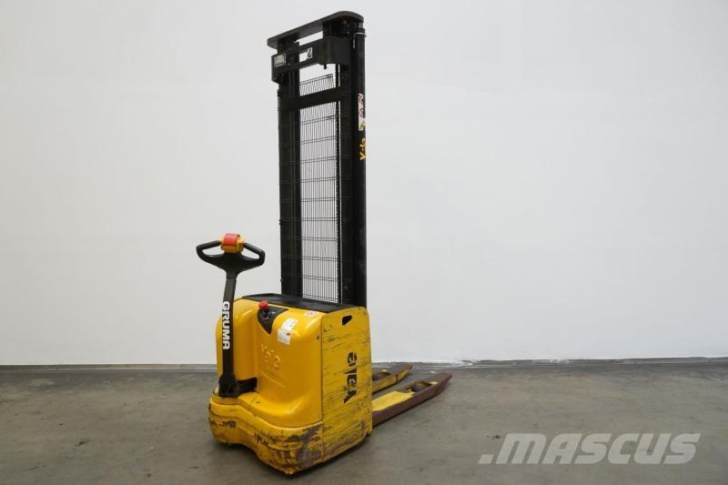 Yale MS12AC Ηλεκτρικά παλετοφόρα με ιστό