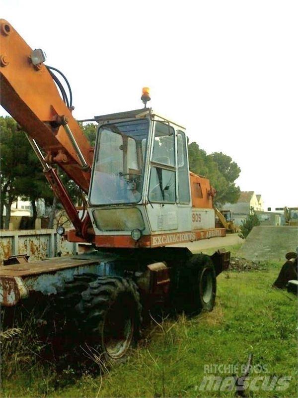  GURIA  90 Εκσκαφείς με τροχούς - λάστιχα