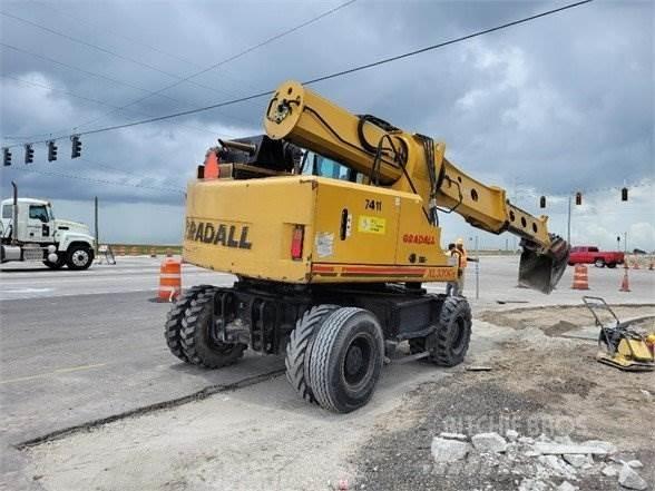 Gradall XL3300 V Εκσκαφείς με τροχούς - λάστιχα