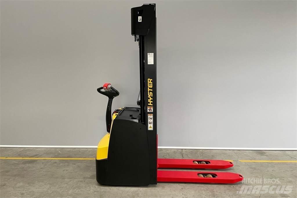 Hyster S1.6 Παλετοφόρα πεζού χειριστή με ιστό