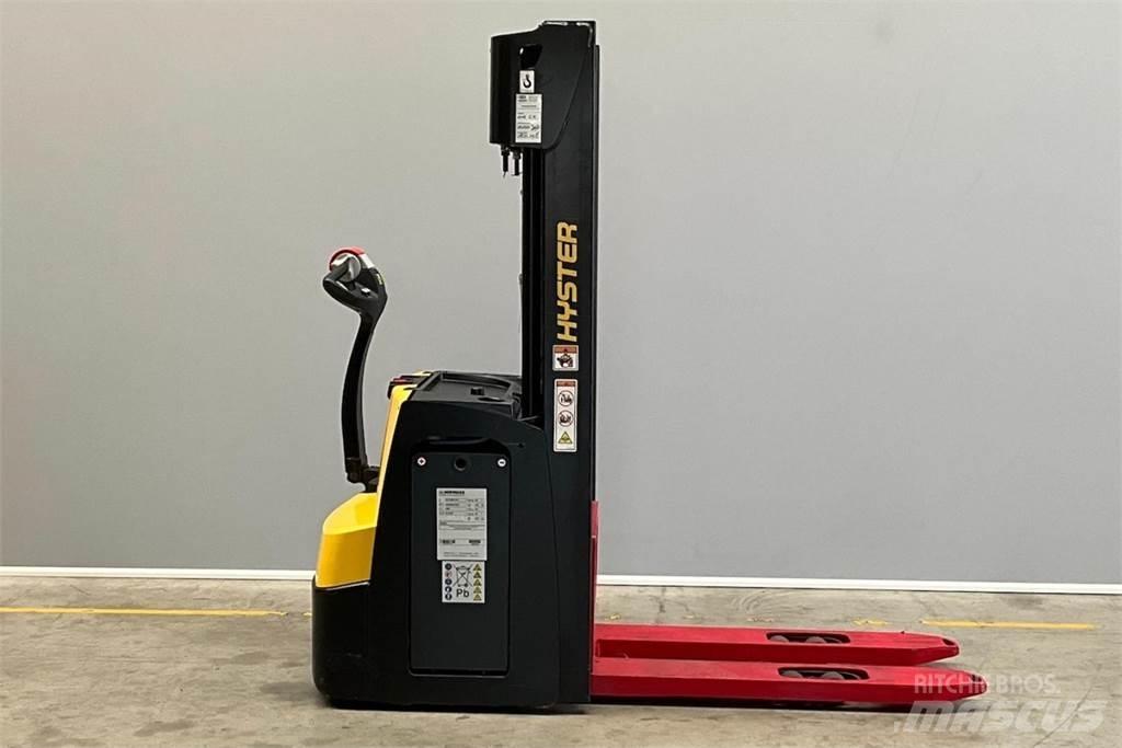 Hyster S1.6 Παλετοφόρα πεζού χειριστή με ιστό
