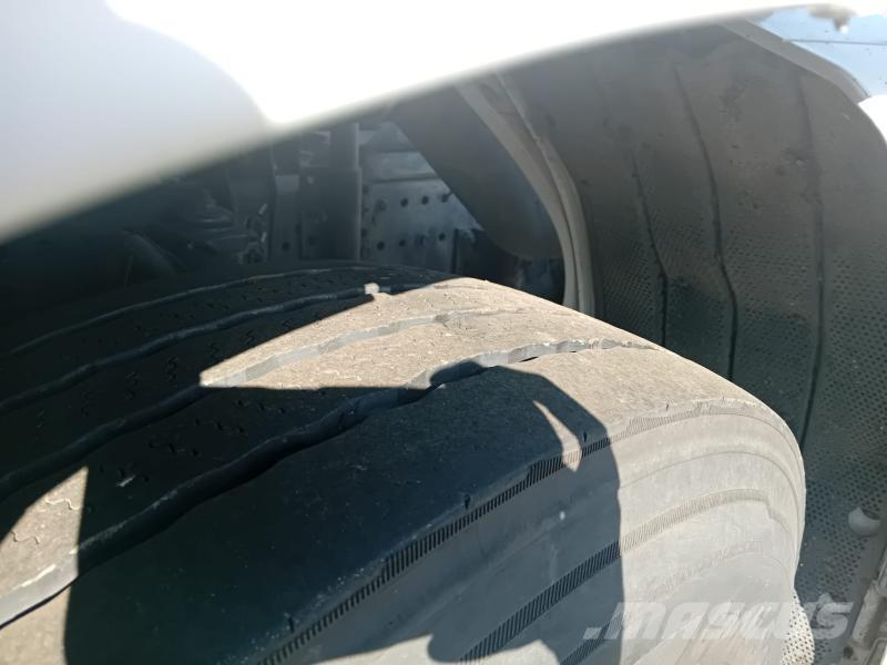 Iveco 330.36 Φορτηγά με γερανό & γάτζο