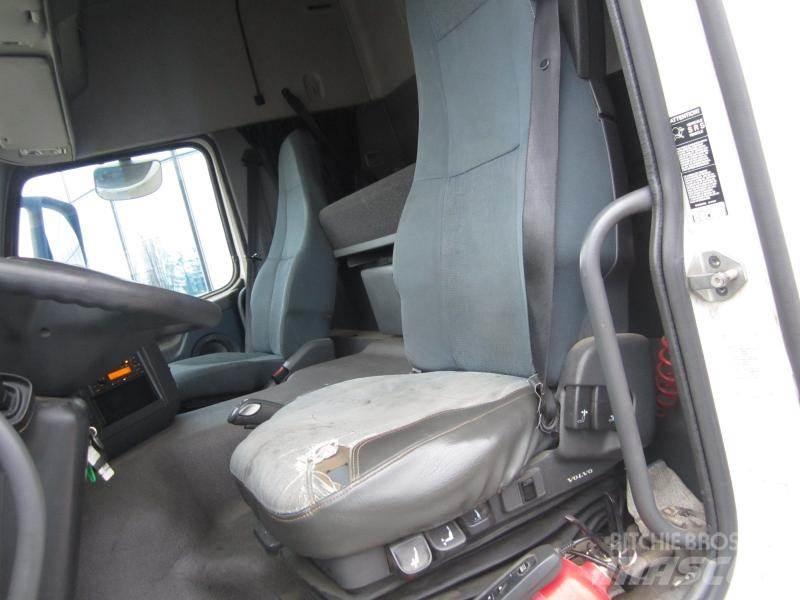 Volvo FM 450 Τράκτορες
