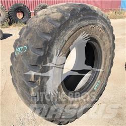 Titan 20.5R25 Ελαστικά και ζάντες