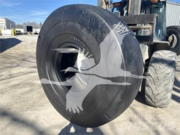 Titan 23.5x25 Ελαστικά και ζάντες