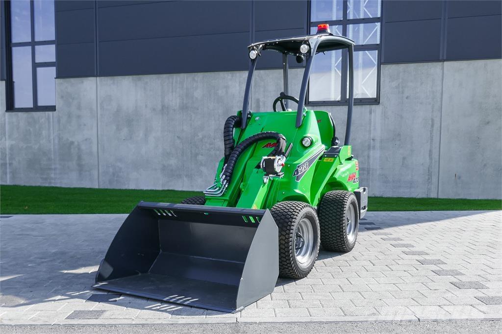 Avant M 423 Εκσκαφάκι (διαβολάκι) < 7t