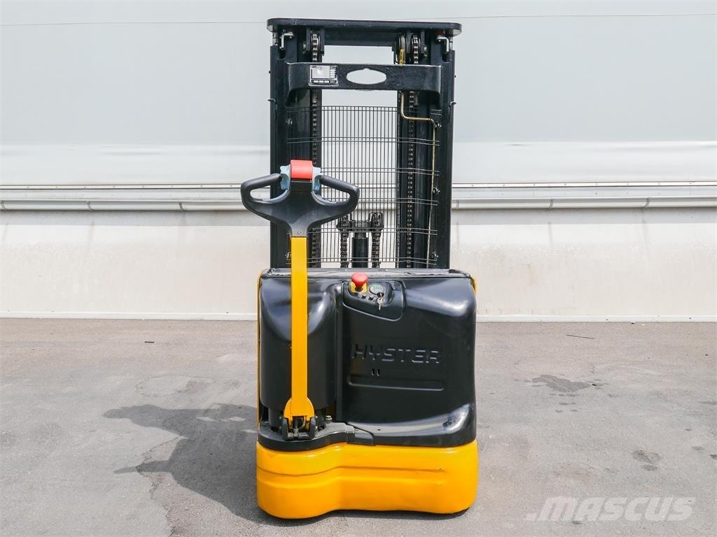 Hyster S 1.4-40 Παλετοφόρα πεζού χειριστή με ιστό