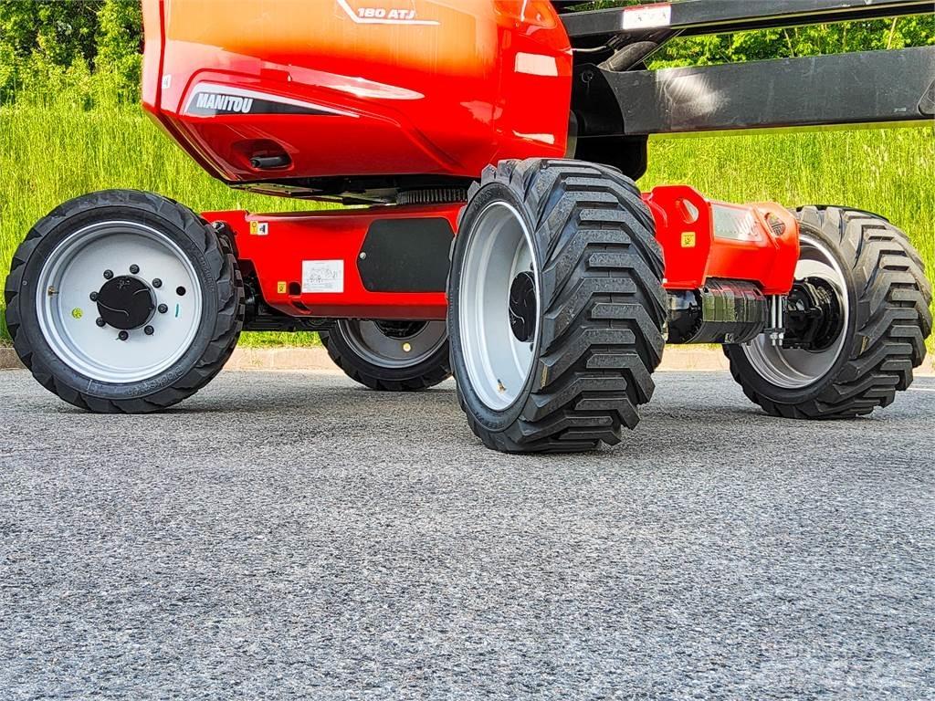 Manitou 180 ATJ Ανυψωτήρες με αρθρωτό βραχίονα