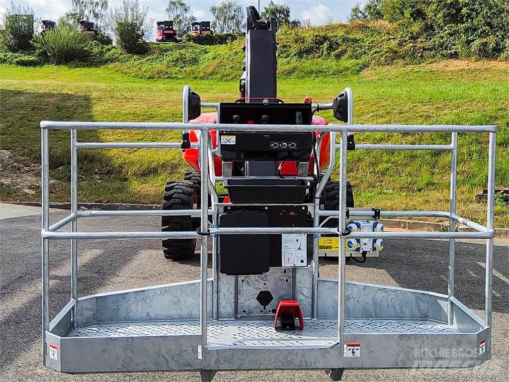 Manitou 200 ATJ Ανυψωτήρες με αρθρωτό βραχίονα