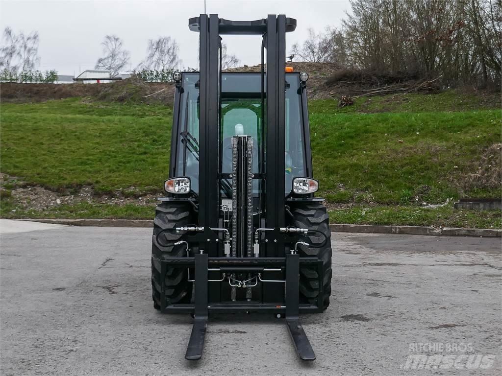 Manitou MC 25-4 Φορτηγά ανώμαλου εδάφους