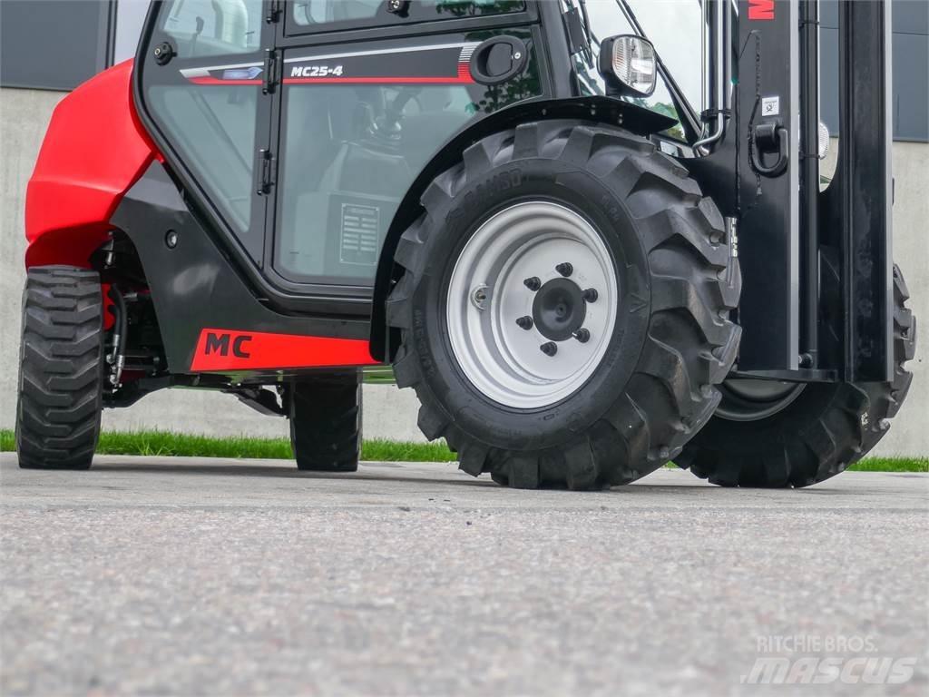 Manitou MC 25-4 Φορτηγά ανώμαλου εδάφους