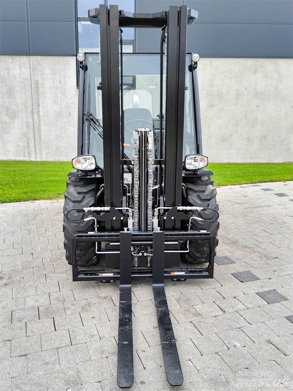 Manitou MC 25-4 Φορτηγά ανώμαλου εδάφους