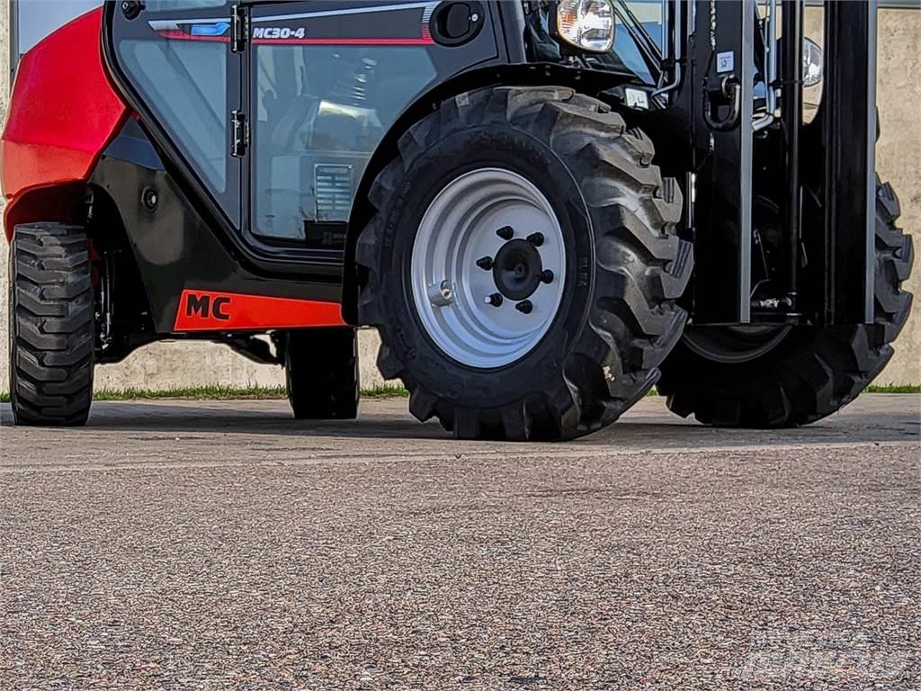 Manitou MC 30-4 Φορτηγά ανώμαλου εδάφους