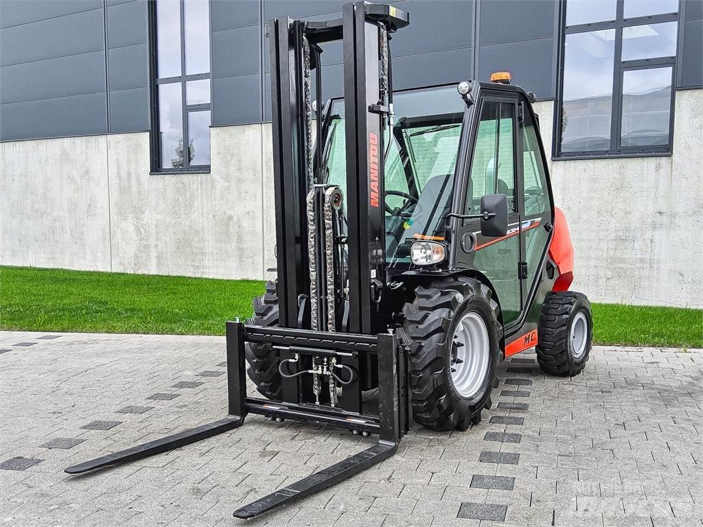 Manitou MC 30-4 Φορτηγά ανώμαλου εδάφους