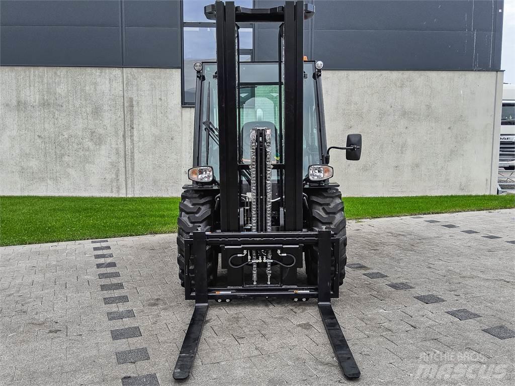 Manitou MC 30-4 Φορτηγά ανώμαλου εδάφους