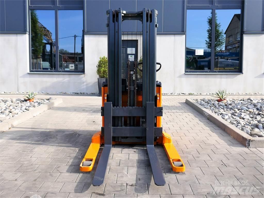 Still EGP 14 Παλετοφόρα πεζού χειριστή με ιστό