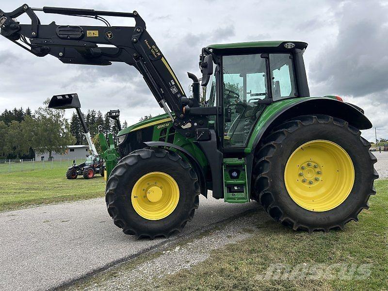 John Deere 6120M Τρακτέρ