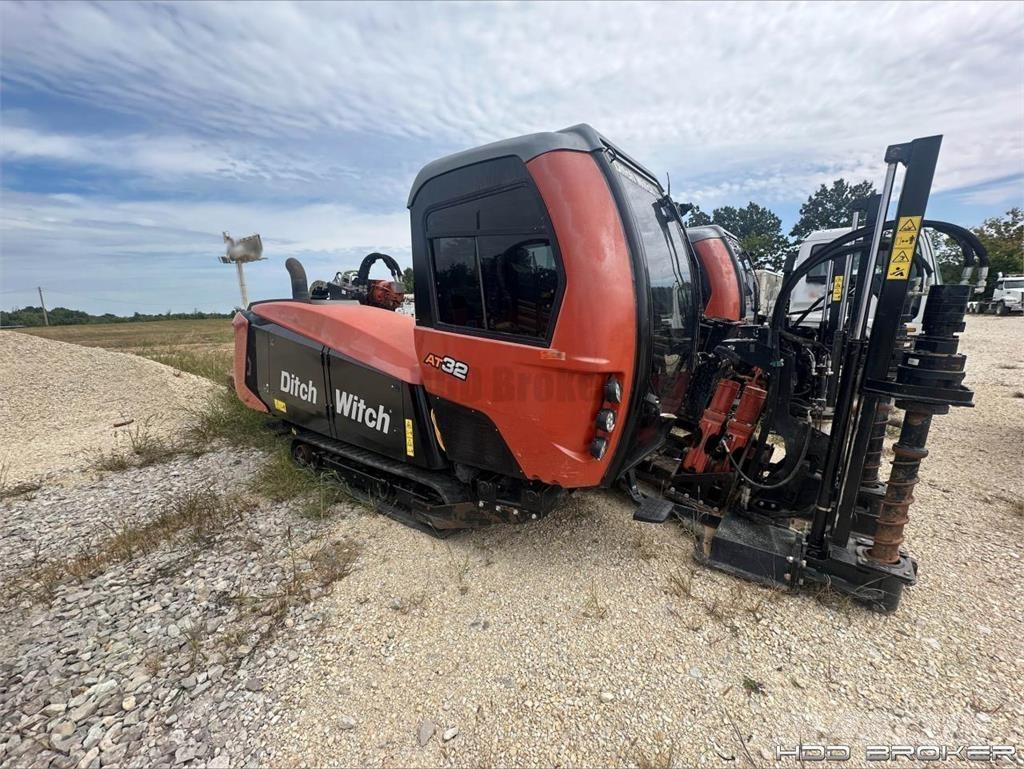 Ditch Witch AT32 Εξοπλισμός οριζόντιων διατρήσεων