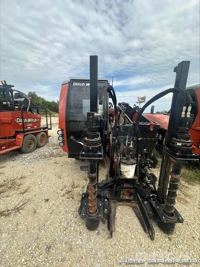 Ditch Witch AT32 Εξοπλισμός οριζόντιων διατρήσεων
