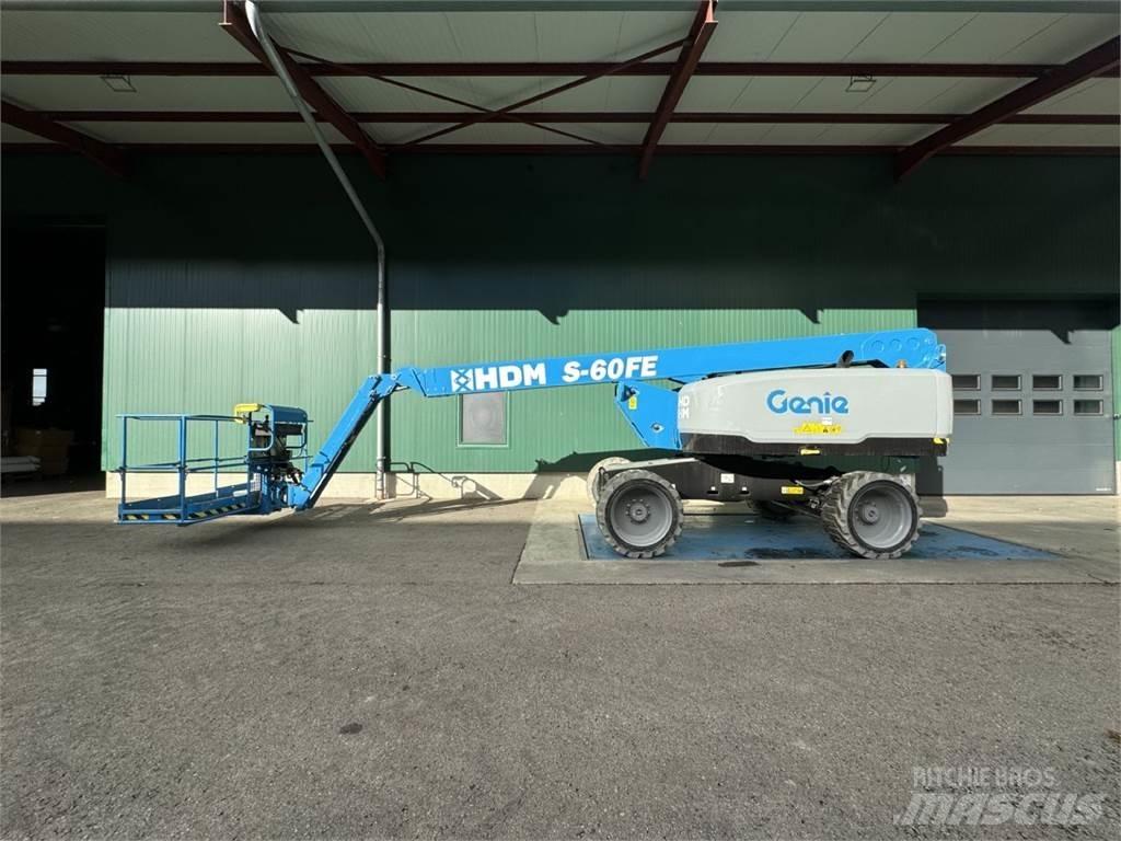 Genie S-60 FE Ανυψωτήρες με αρθρωτό βραχίονα