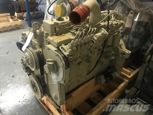 Komatsu SAA6D114-2 Κινητήρες