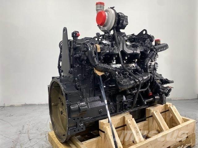 Komatsu SAA6D125E-5 Κινητήρες