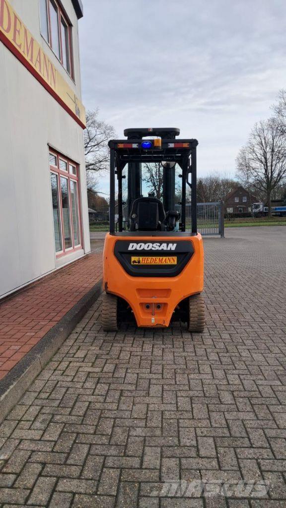 Doosan B30NS Ηλεκτρικά περονοφόρα ανυψωτικά κλαρκ