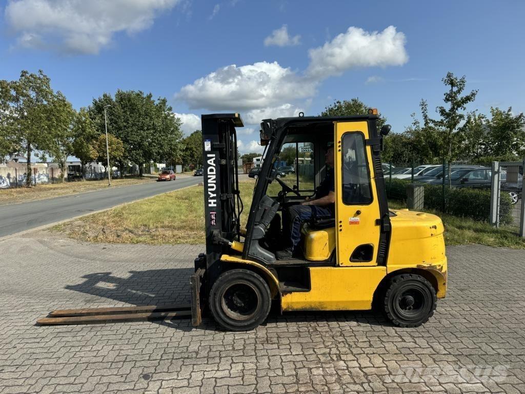 Hyundai 33D-7E Πετρελαιοκίνητα Κλαρκ