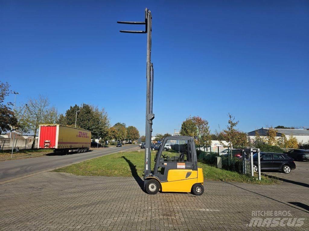 Jungheinrich EFG430 Ηλεκτρικά περονοφόρα ανυψωτικά κλαρκ