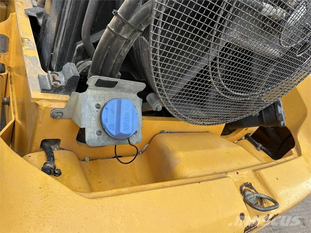 Volvo BM L70H Εμπρόσθιοι φορτωτές και σκαπτικά
