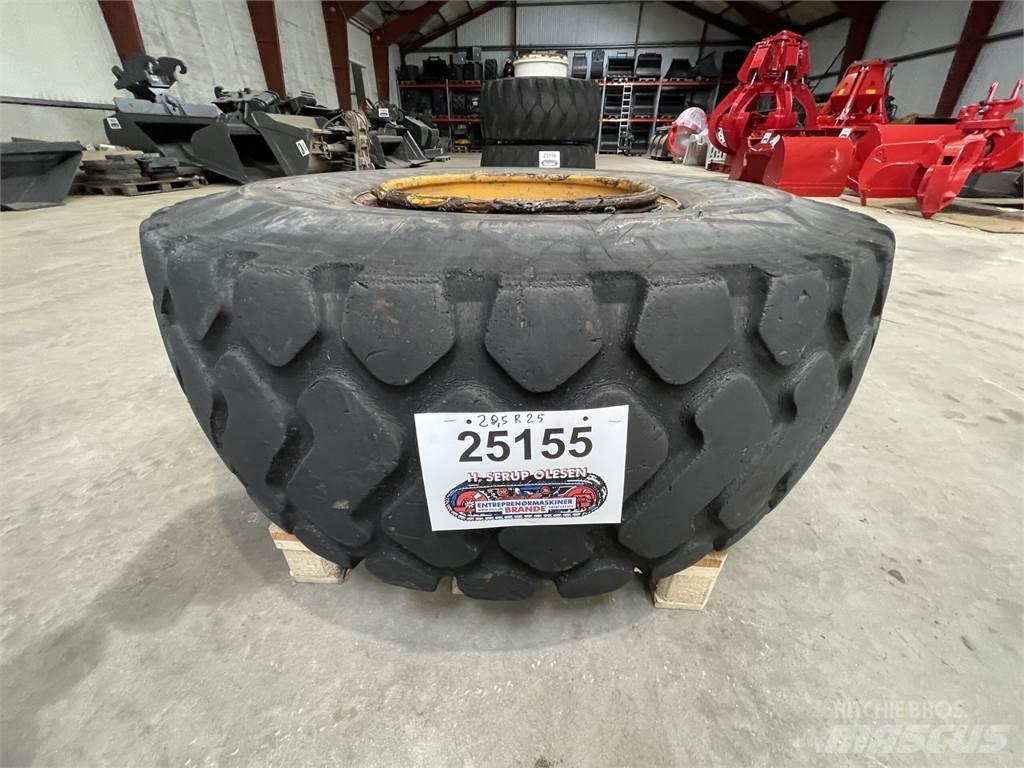  20.5xR25 Dæk på fælg Ελαστικά και ζάντες