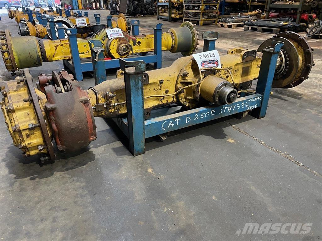  Aksel ex. Cat D250E Άξονες