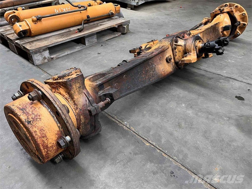CASE 695SR frontaksel Άξονες