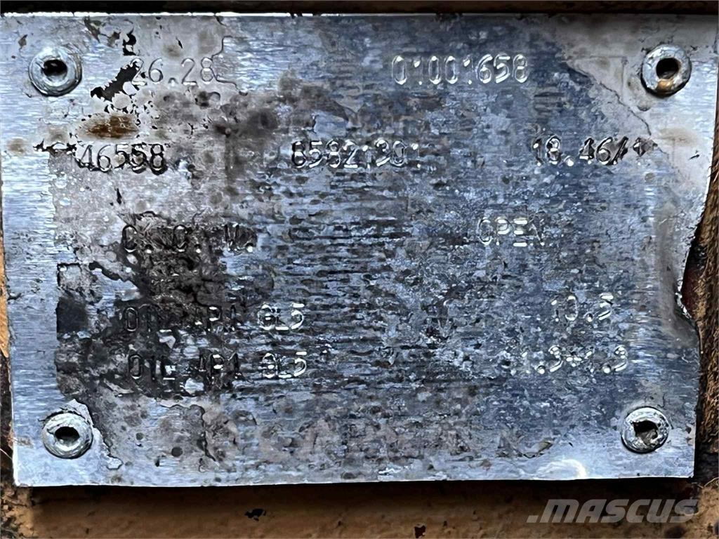 CASE 695SR frontaksel Άξονες