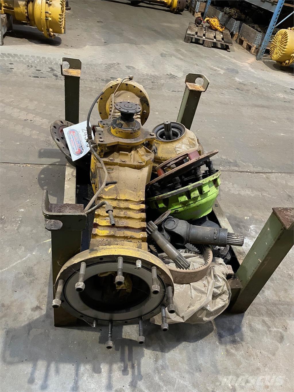  Frontaksel ex. Hydrema 906 Άξονες