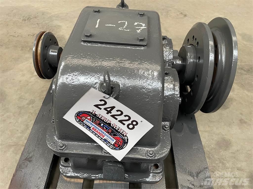  Gear - 1:27 Μετάδοση