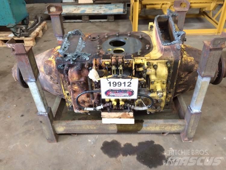 Komatsu D37P-5 Køregear Μετάδοση κίνησης