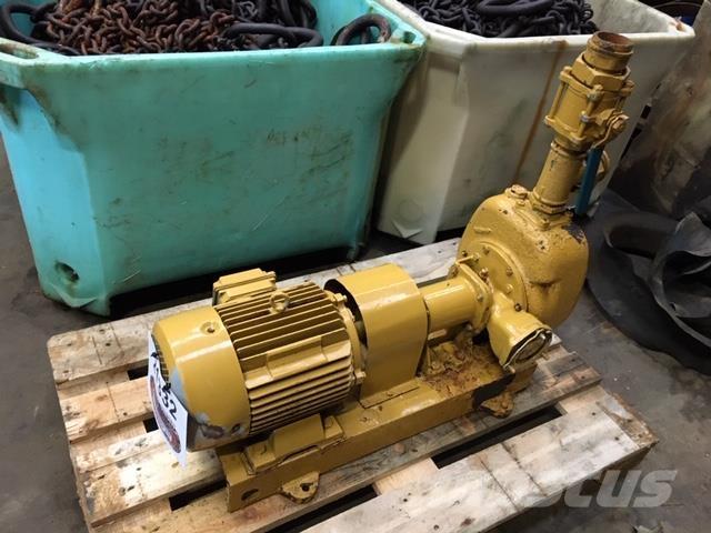  Pumpe m/el-motor - 3 Αντλίες νερού