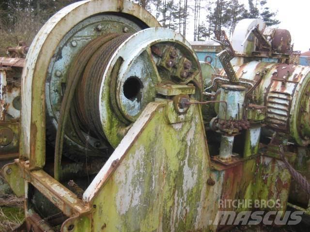  Støttebensspil ex. Storhavn Αναβατόρια και ανυψωτήρες υλικών