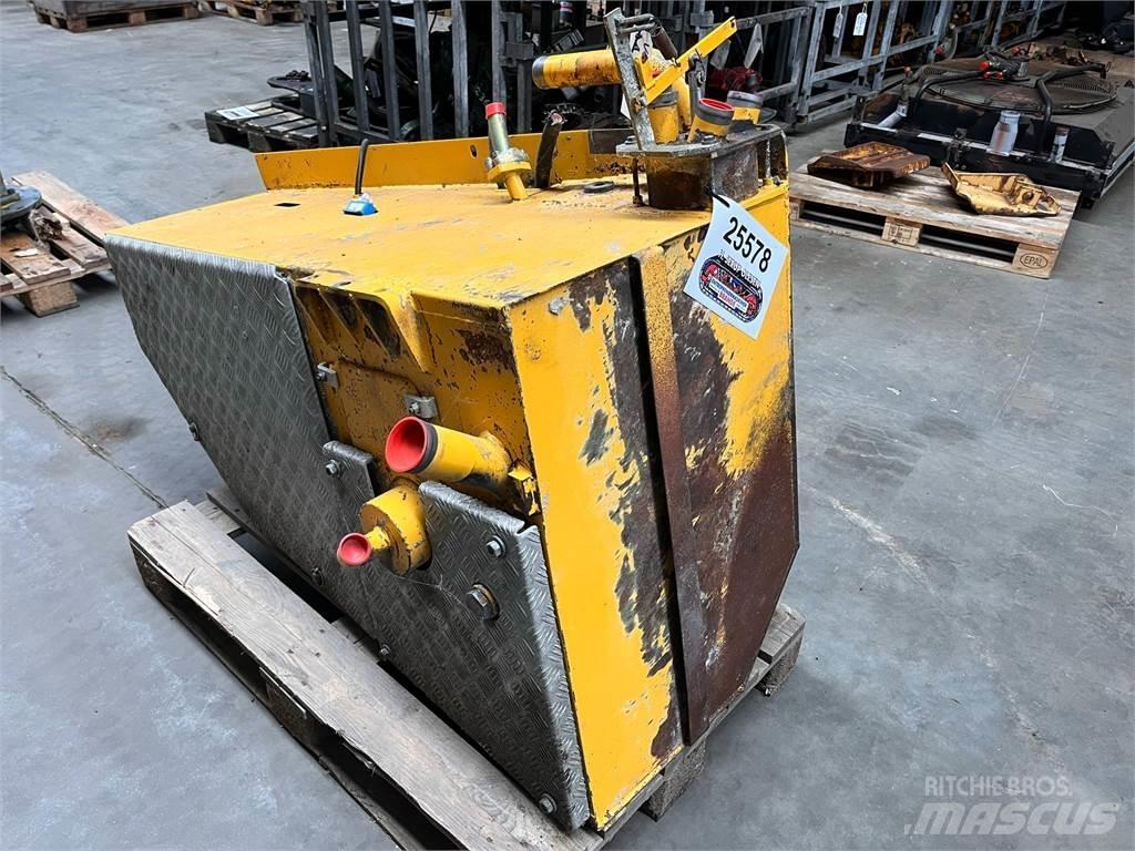 Volvo A35 brændstoftank Κινητήρες