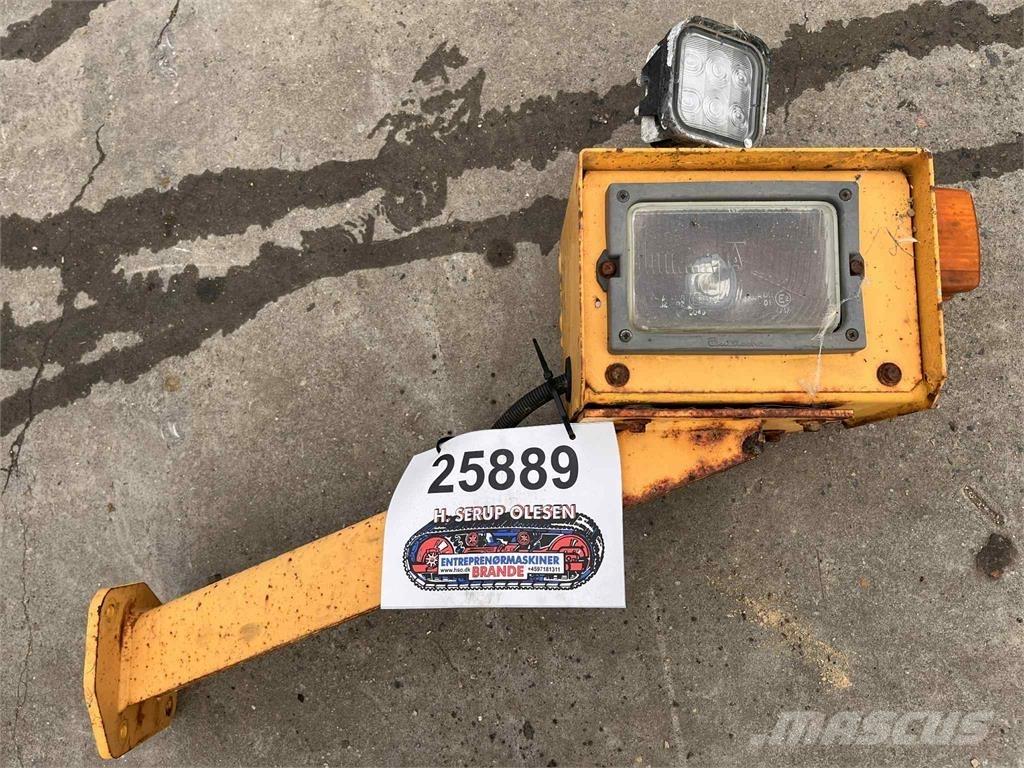 Volvo L220E frontlygte Ηλεκτρονικά