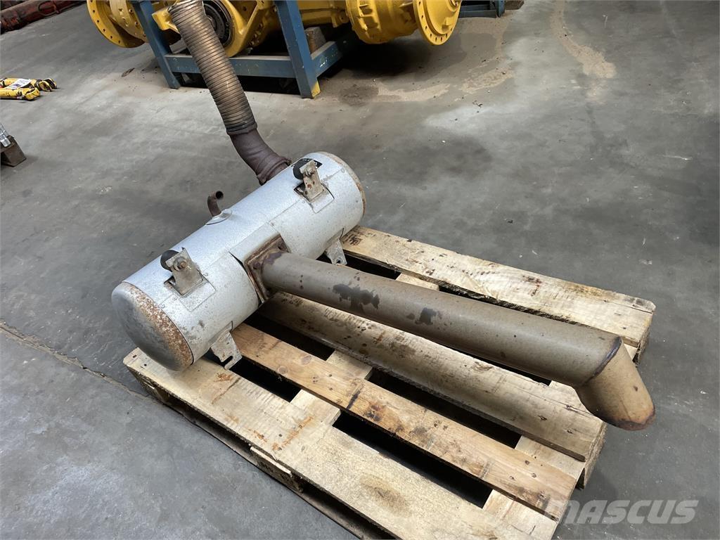 Volvo L70B lyddæmper Κινητήρες