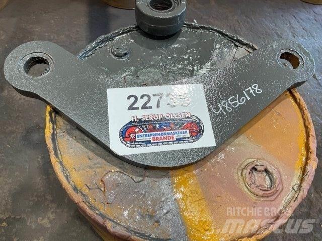 Volvo L90B Link Arm Άλλα εξαρτήματα