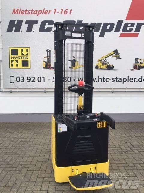 Hyster S1.5S Παλετοφόρα πεζού χειριστή με ιστό